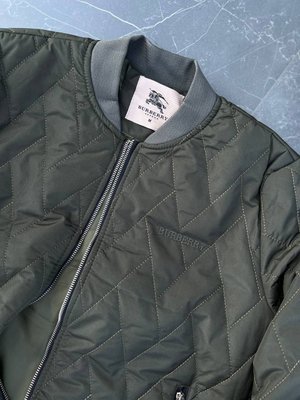 Чоловіча куртка-бомбер Burberry Демісезон колір Хакі розмір S, J003 Men-J003 фото